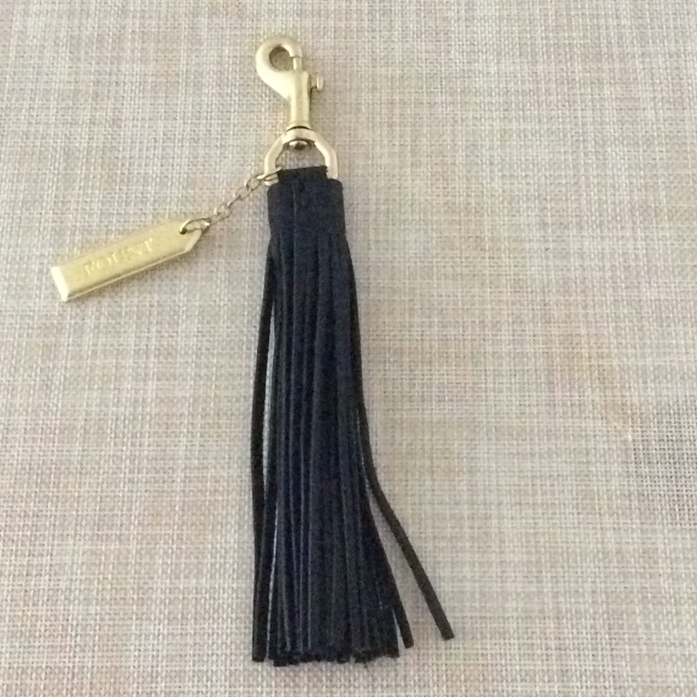 Grand Tassel Leather Charm